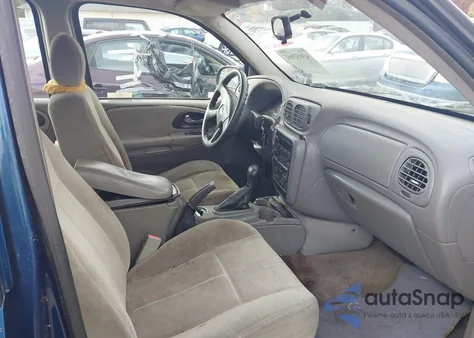 2005 Chevrolet Trailblazer Ls из США, поврежденный, VIN 1GNDS13S552384911